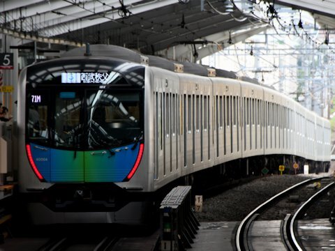 東横線・みなとみらい線 行き先写真集 (西武・優等列車編)の画像