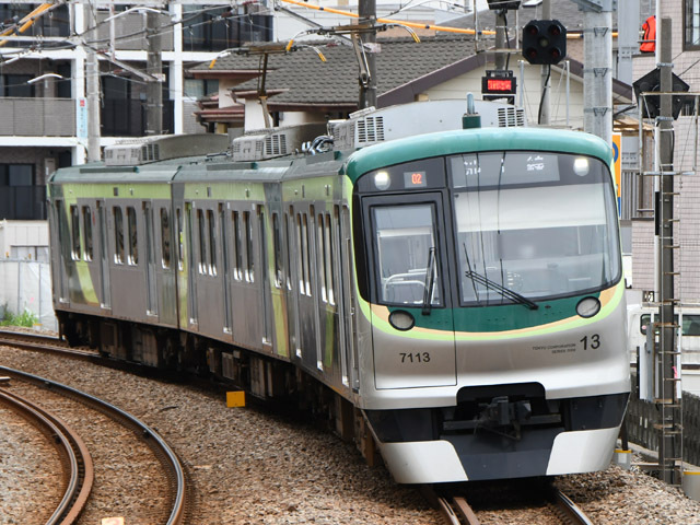 7113Fの画像