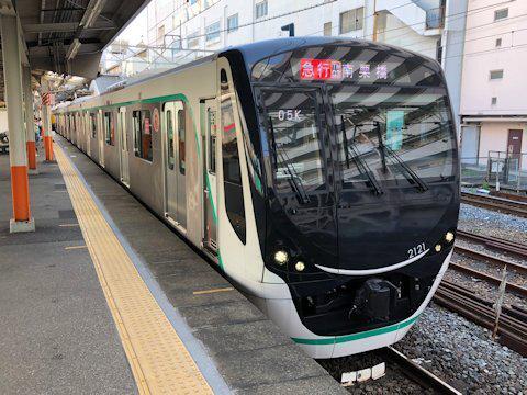 2020系 東武線内営業運転開始の画像