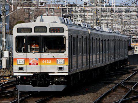 9022F 田園都市線内試運転の画像