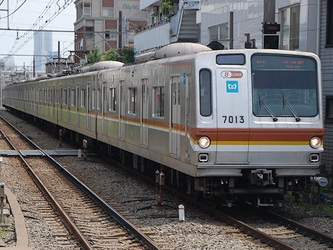 東京メトロ7000系 東横線内日中試運転の画像