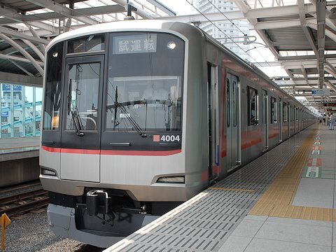 4104F 西武池袋線内日中試運転の画像