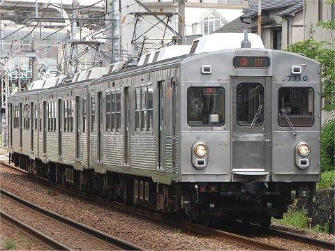 池上線開業90周年記念電車の画像