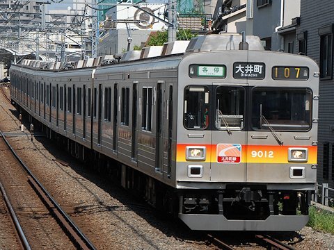 9012F 大井町線に転属の画像