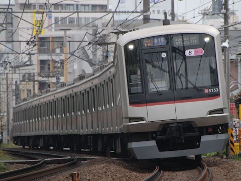 東横線 Ⓚ(サークルK)編成運行中の画像