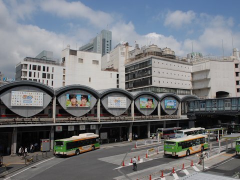 2012年夏の東横線渋谷駅の画像